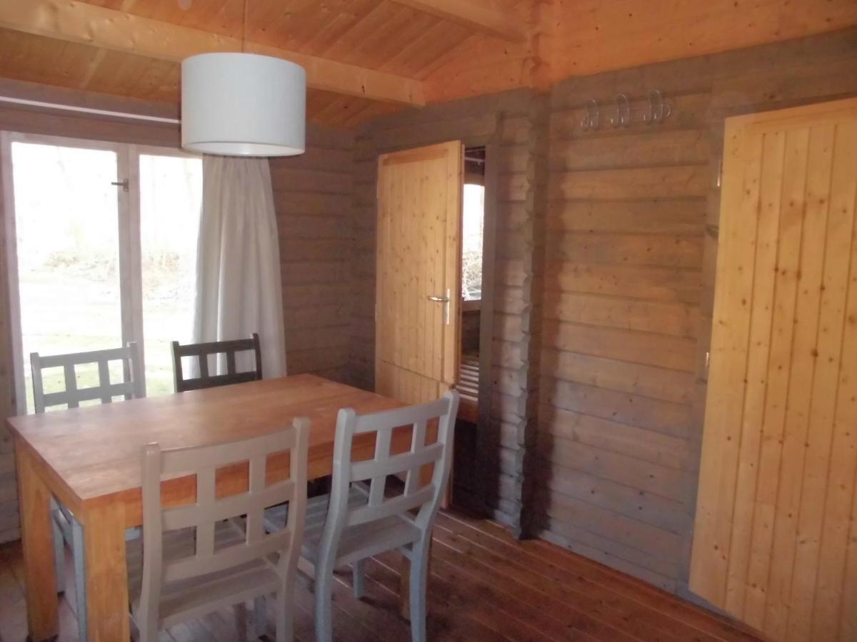 Vakantiepark T Urkerbos - Blokhutje Luaran gambar